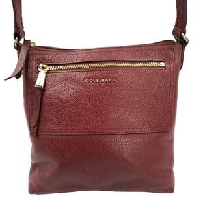 Cole Haan Small Crossbody Purse Bag Pebbled Burgundy Red Wine Leather Zip Pocket